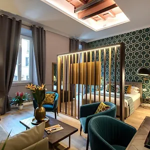 *** Hotel Tree Charme Parliament Boutique Włochy