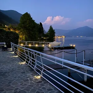 Anastasye Your Lakefront Vacation Hébergement de vacances